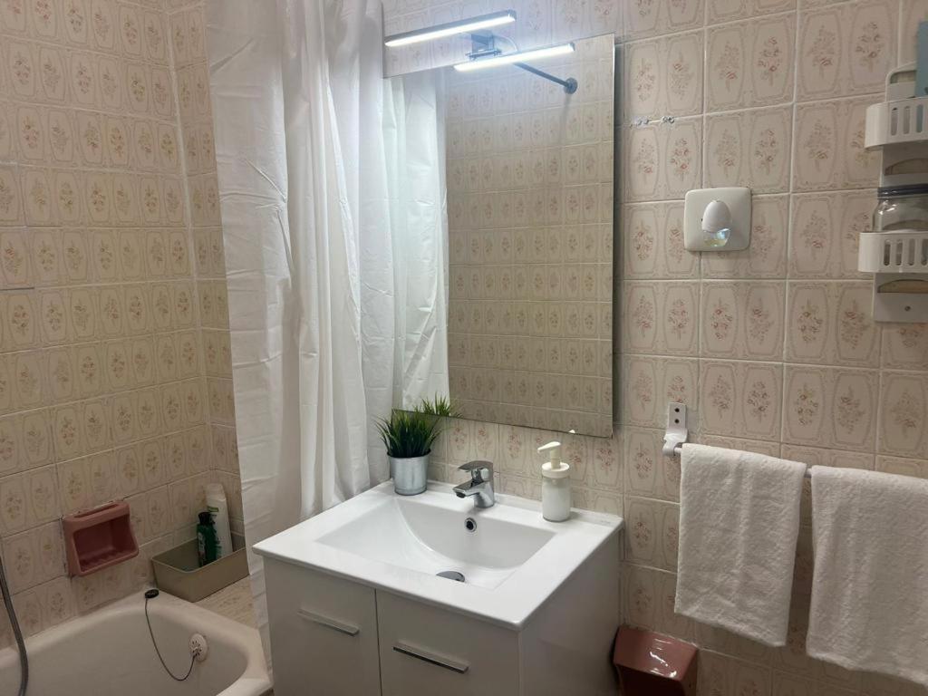Apartamento Para 4 Personas En El Centro De Valencia, Plaza El Pilar Exterior foto